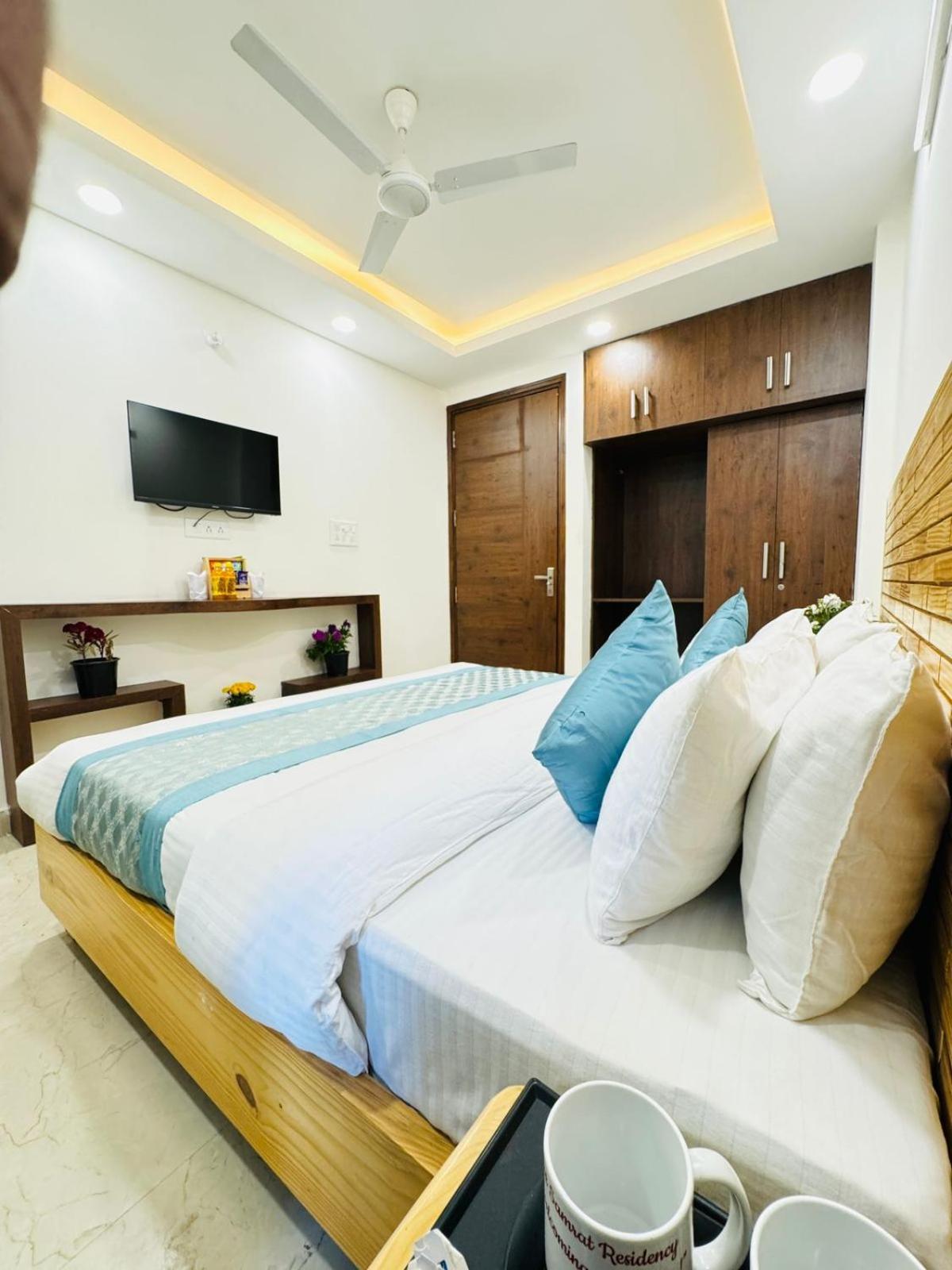 Hotel Ashram View Just 10 Minute Away Form Nizamuddin Railway Station Νέο Δελχί Εξωτερικό φωτογραφία