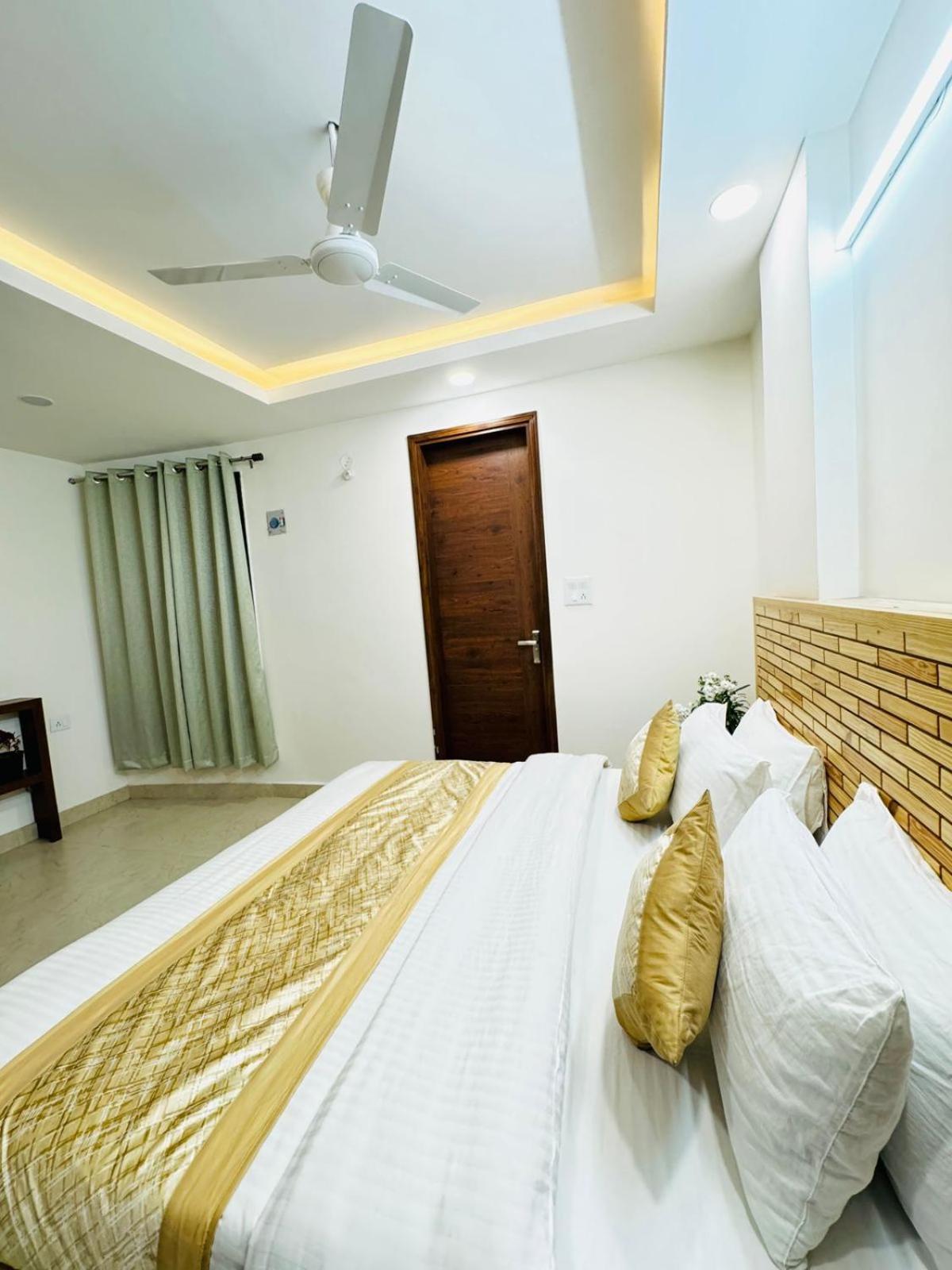Hotel Ashram View Just 10 Minute Away Form Nizamuddin Railway Station Νέο Δελχί Εξωτερικό φωτογραφία
